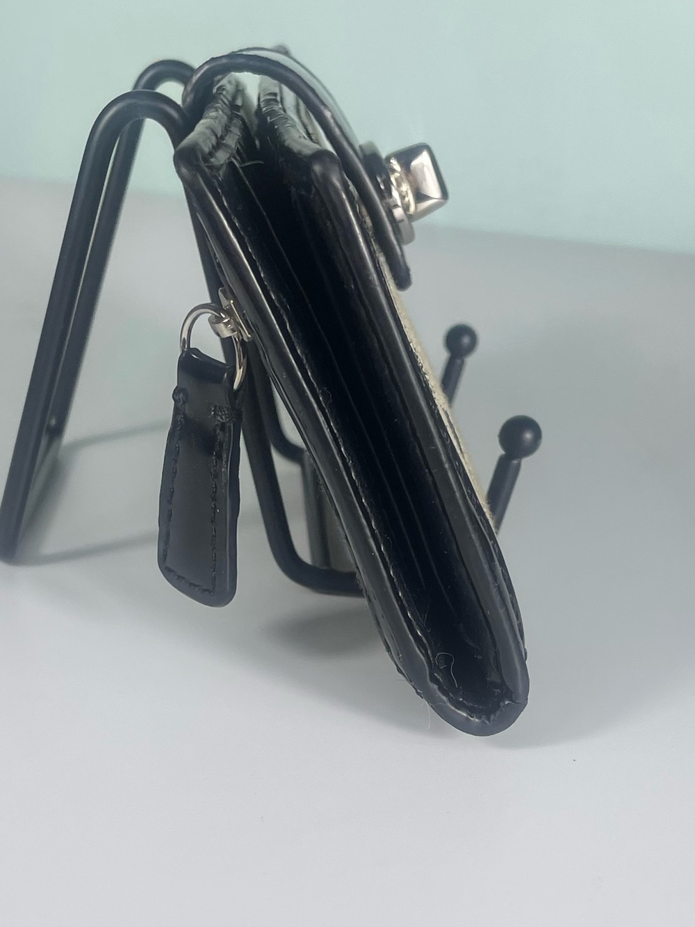 Coach Park Signature Turnlock Slim Wallet - Picture 6 of 10